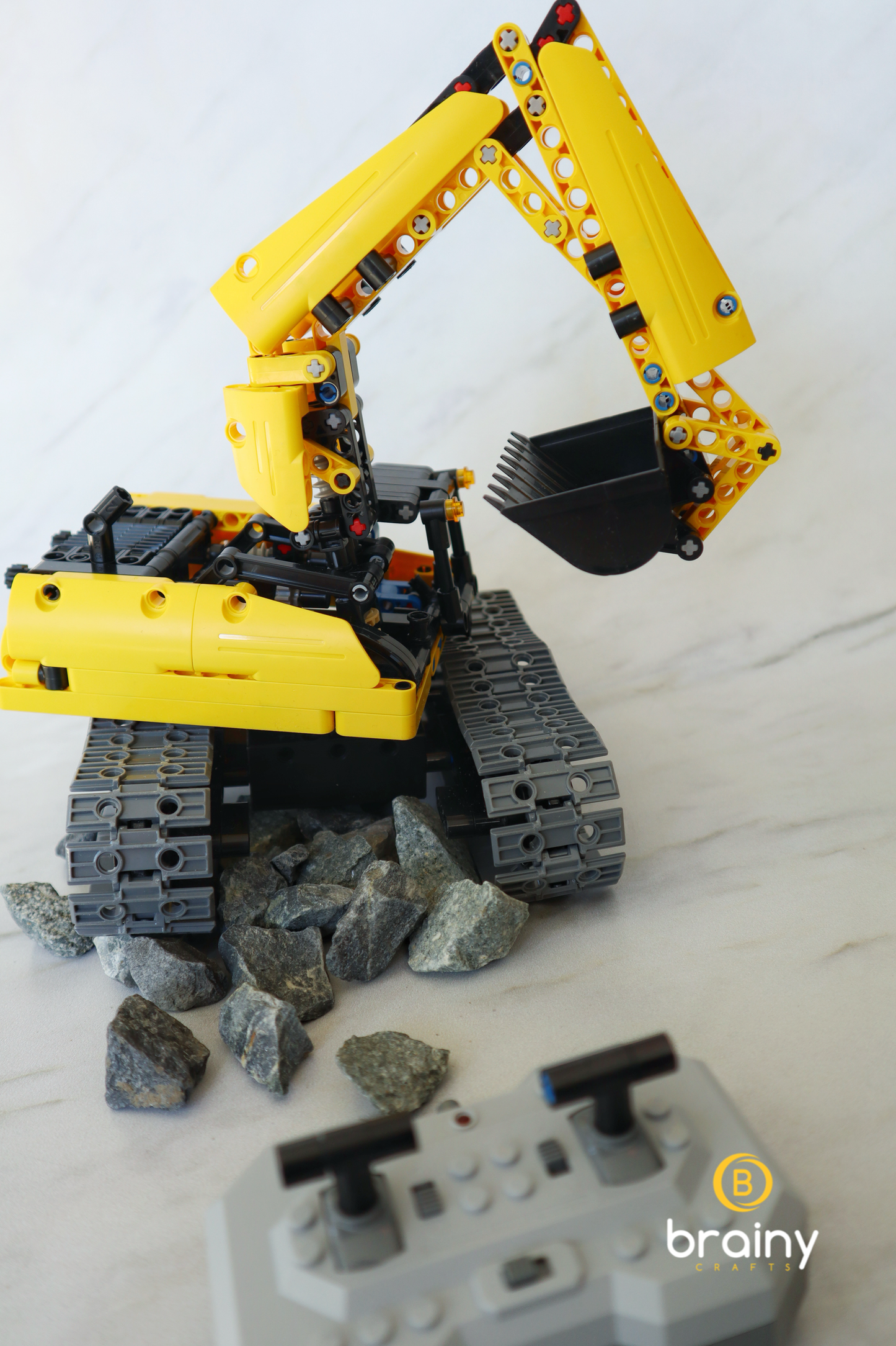 robot excavator cu telecomanda building blocks s.t.e.m, programabil 3 in 1, echipament de constructie, interior si exterior, negru/galben - brainy crafts