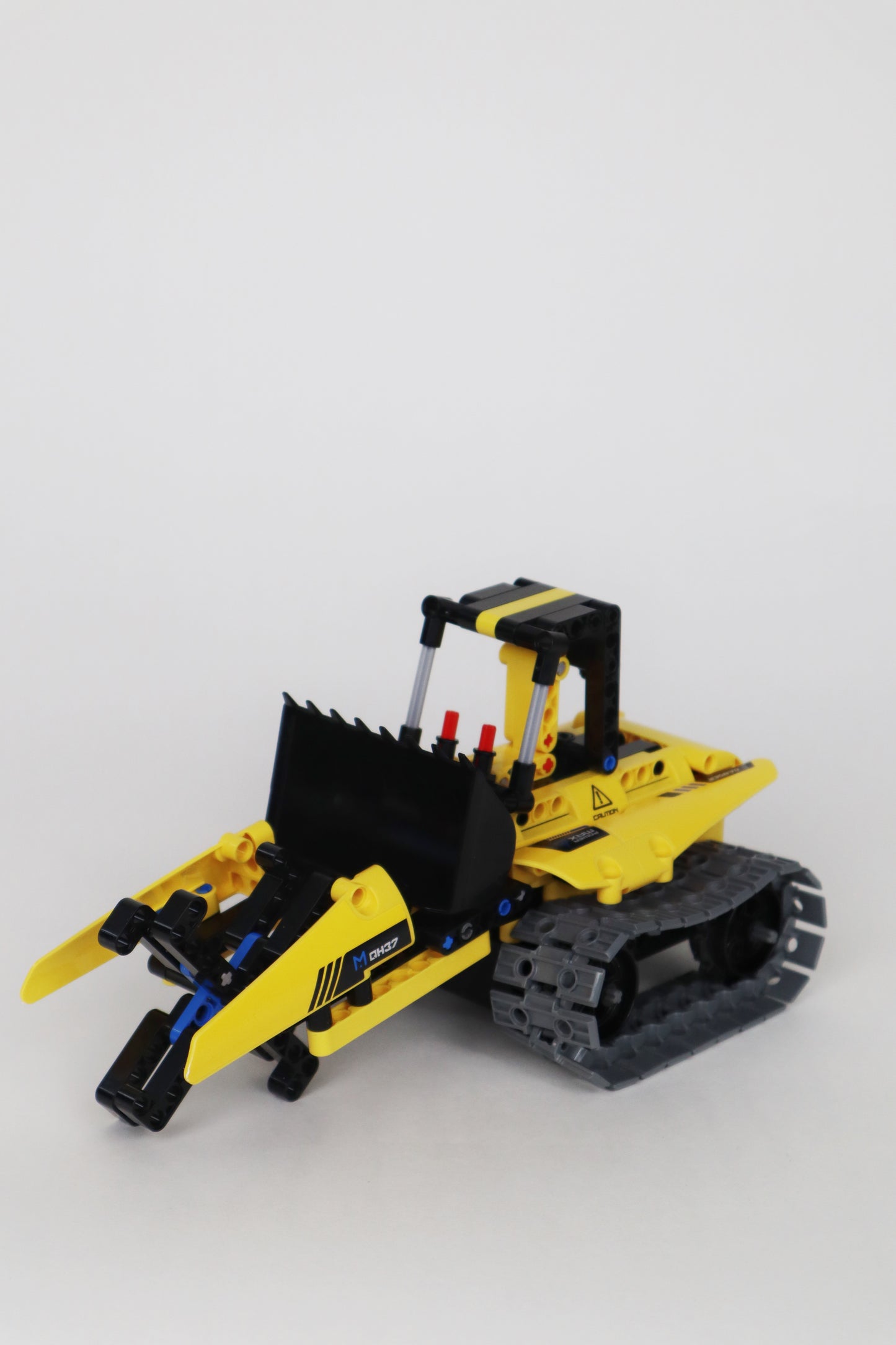 robot excavator cu telecomanda building blocks s.t.e.m, programabil 3 in 1, echipament de constructie, interior si exterior, negru/galben - brainy crafts